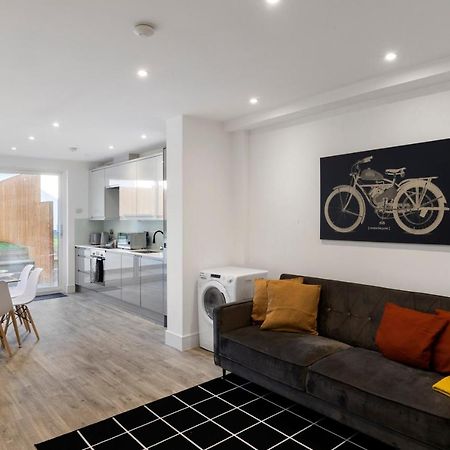 Appartement Star London Vivian Avenue 3-Bed Oasis With Garden à The Hyde Extérieur photo